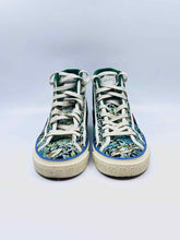Load image into Gallery viewer, GUCCI Size 6 Baby Blue Canvas Floral Sneakers