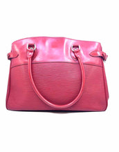 Load image into Gallery viewer, LOUIS VUITTON Passy GM Red Leather Epi Handbag