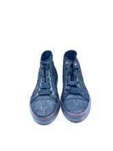 Load image into Gallery viewer, VALENTINO Size 8 Black Sneakers