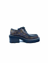 Load image into Gallery viewer, LOUIS VUITTON Beaubourg Platform Derby Size 6 Brown, black Coated canvas Oxfords