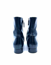 Load image into Gallery viewer, GUCCI Size 7 Black Leather Solid Ankle Boot