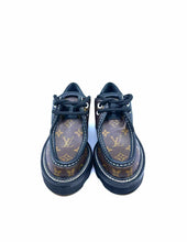 Load image into Gallery viewer, LOUIS VUITTON Beaubourg Platform Derby Size 6 Brown, black Coated canvas Oxfords
