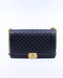 CHANEL Black Leather Leather Quilted Lamb Skin Handbag