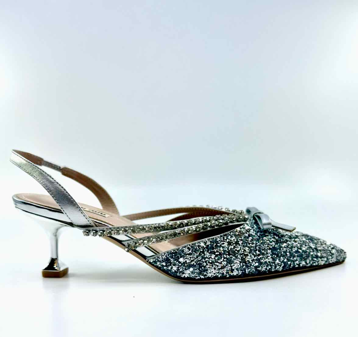 MIU MIU Size 8 Silver Pumps Labels Luxury