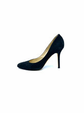 Load image into Gallery viewer, JIMMY CHOO Size 10 Black Suede Solid Pumps