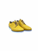 Load image into Gallery viewer, FENDI Size 8.5 Mustard Lizard Oxfords