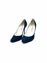 Load image into Gallery viewer, JIMMY CHOO Size 10 Black Suede Solid Pumps