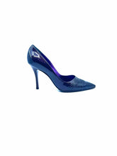 Load image into Gallery viewer, RENE CAOVILLA Size 9 Purple Patent Leather Pumps