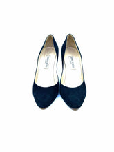 Load image into Gallery viewer, JIMMY CHOO Size 10 Black Suede Solid Pumps