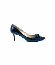 Load image into Gallery viewer, VALENTINO GARAVANI Size 8.5 Black Patent Leather Pumps