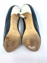 Load image into Gallery viewer, GIUSEPPE ZANOTTI Size 6 Black Pumps