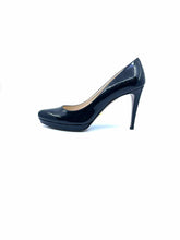 Load image into Gallery viewer, PRADA Size 8.5 Black Patent Leather Pumps