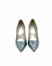 Load image into Gallery viewer, VALENTINO Size 10.5 Brown, beige Lizard Pumps