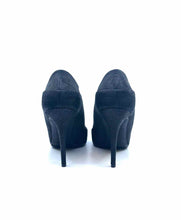 Load image into Gallery viewer, JIMMY CHOO Size 9 Black Leather Pumps