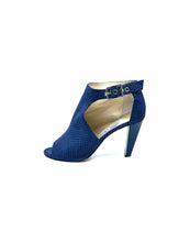 Load image into Gallery viewer, JIMMY CHOO Size 9.5 Navy Leather Pumps