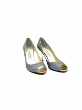 Load image into Gallery viewer, JIMMY CHOO Size 7.5 Silver Pumps