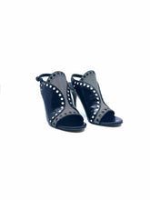 Load image into Gallery viewer, ALEXANDER WANG Size 6.5 Black & White Pumps