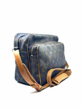 Load image into Gallery viewer, LOUIS VUITTON Nile Brown Coated canvas Monogram Handbag