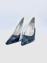 Load image into Gallery viewer, MIU MIU Size 9 Black & White Leather Pumps