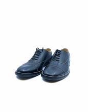 Load image into Gallery viewer, MARTIN MARGIELA Size 6.5 Black Leather Oxfords