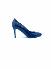 Load image into Gallery viewer, BURBERRY Size 7.5 Black Patent Leather Solid Pumps