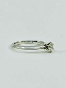 TIFFANY & CO Platinum Diamond Engagement Ring