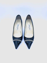 Load image into Gallery viewer, JIMMY CHOO Size 9 Black Snakeskin Solid Pumps