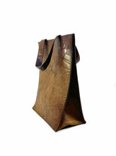 Load image into Gallery viewer, BOTTEGA VENETA Brown Leather Leaf Shoulder Bag