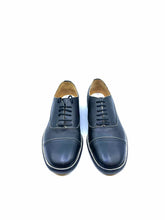 Load image into Gallery viewer, MARTIN MARGIELA Size 6.5 Black Leather Oxfords