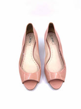 Load image into Gallery viewer, MIU MIU Size 11 Pink Patent Leather Pumps