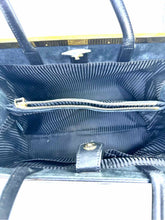Load image into Gallery viewer, FENDI Leather Handbag