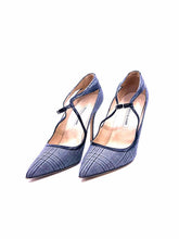 Load image into Gallery viewer, MANOLO BLAHNIK Size 10.5 Grey Fabric Plaid Pumps