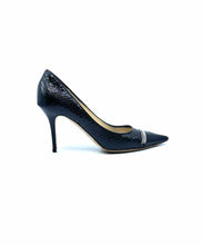 Load image into Gallery viewer, JIMMY CHOO Size 9 Black Snakeskin Solid Pumps