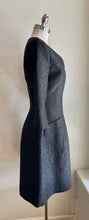 Load image into Gallery viewer, OSCAR DE LA RENTA Size 4 Black Cocktail Dress/Evening Wear
