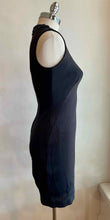 Load image into Gallery viewer, ALEXANDER MCQUEEN Size 4 Black Beaded Dress