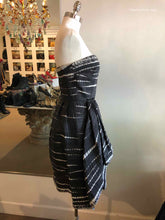 Load image into Gallery viewer, OSCAR DE LA RENTA White Striped Dress | 4 - Labels Luxury
