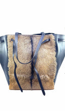 Load image into Gallery viewer, CELINE Black &amp; beige Leather Goat Handbag
