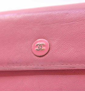 CHANEL Pink Wallet