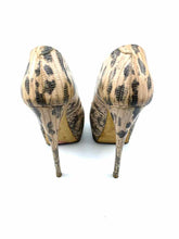 Load image into Gallery viewer, GIUSEPPE ZANOTTI Snakeskin Pumps | 6.5 - Labels Luxury