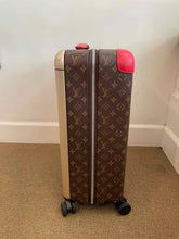 Load image into Gallery viewer, LOUIS VUITTON Brown Print Suitcase
