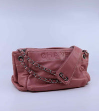 Load image into Gallery viewer, CHANEL Pink Leather Handbag
