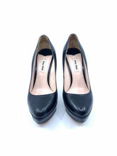 Load image into Gallery viewer, MIU MIU Leather Pumps | 6.5