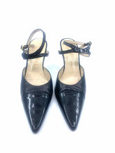 Load image into Gallery viewer, CHANEL Black Pump | 9.5
