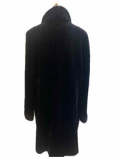 Load image into Gallery viewer, NL Black Fur Coat | M