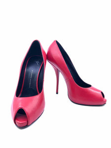 GIUSEPPE ZANOTTI Size 7 Red Leather Solid Pumps