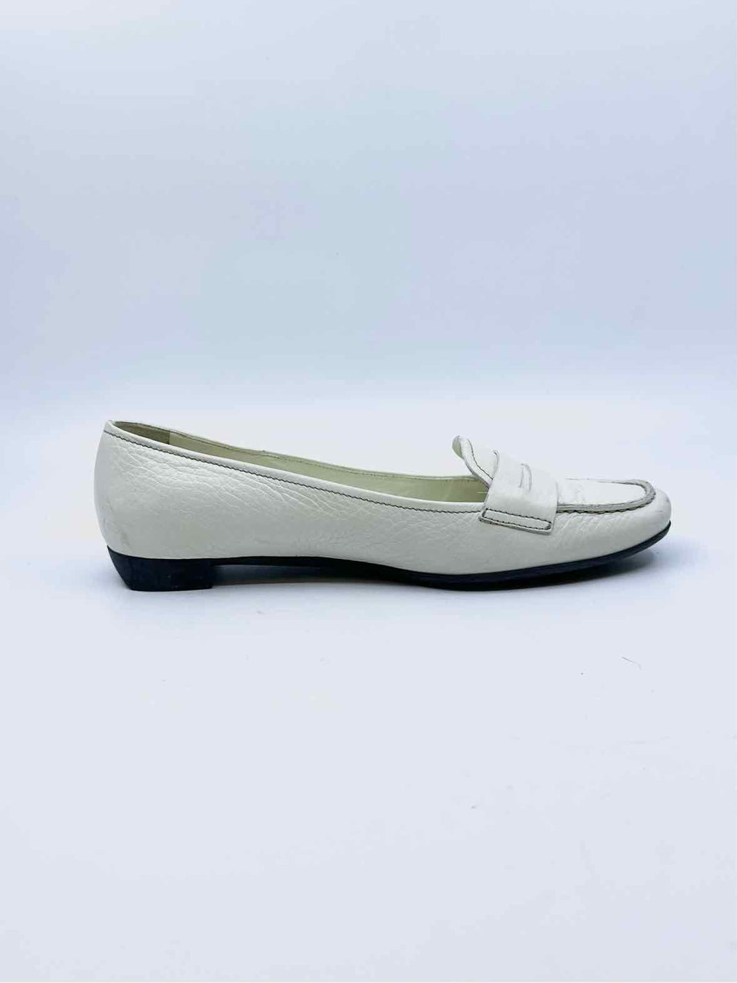 PRADA Size 5.5 White Leather Solid Flats