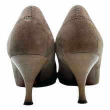 Load image into Gallery viewer, TOD'S Suede Pumps | 7

