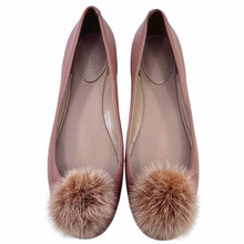 Load image into Gallery viewer, GUCCI Leather Flats | 8
