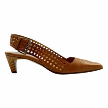Load image into Gallery viewer, BOTTEGA VENETA Leather Sandals | 5.5
