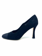 Load image into Gallery viewer, CHANEL Size 8.5 Black Suede Solid Pumps
